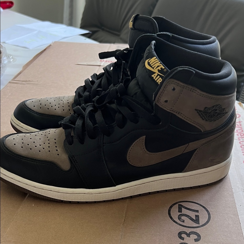 Nike Air Jordan 1 Retro High Sneakers